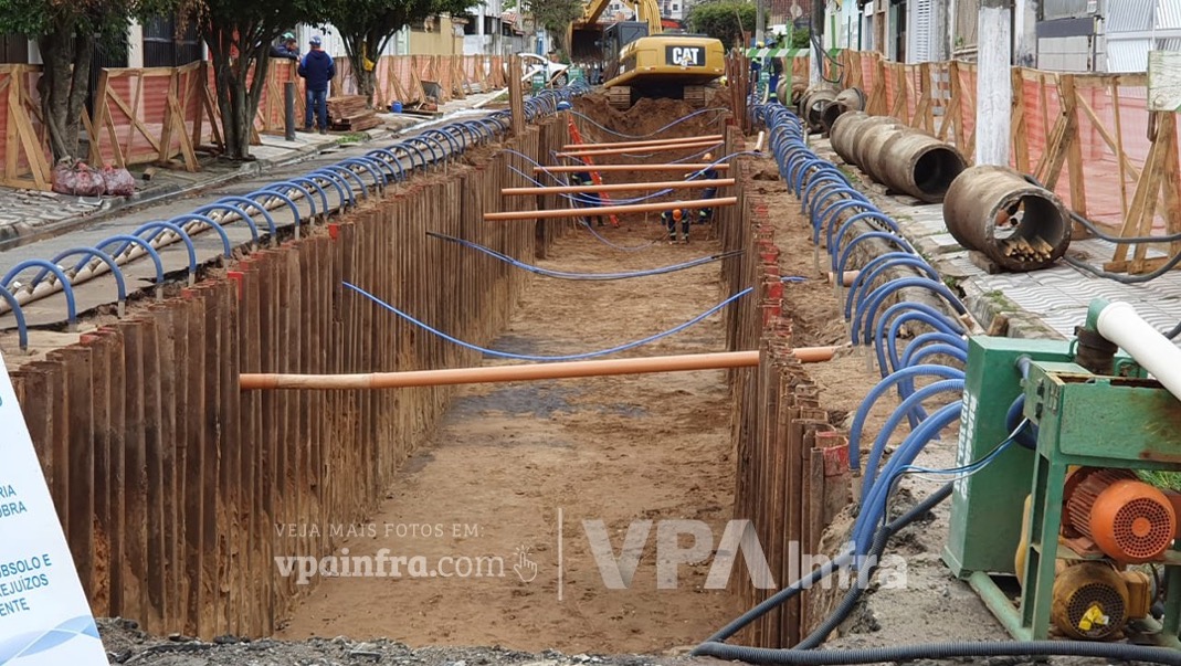 Estaca Prancha Metálica - foto 9 de escoramento e contenção